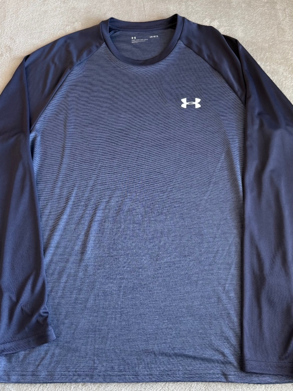 Under Armour UA Tech Velocity Mens Long Sleeve Shirt Loose Size Large Blue